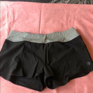 NWOT MPG Running Shorts Sz Medium (6-8)